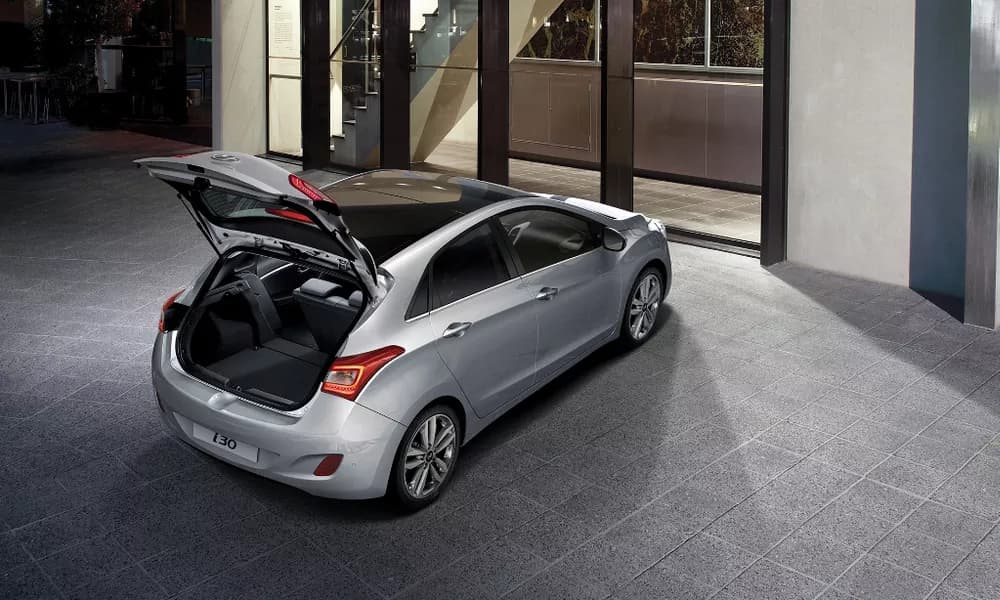i30