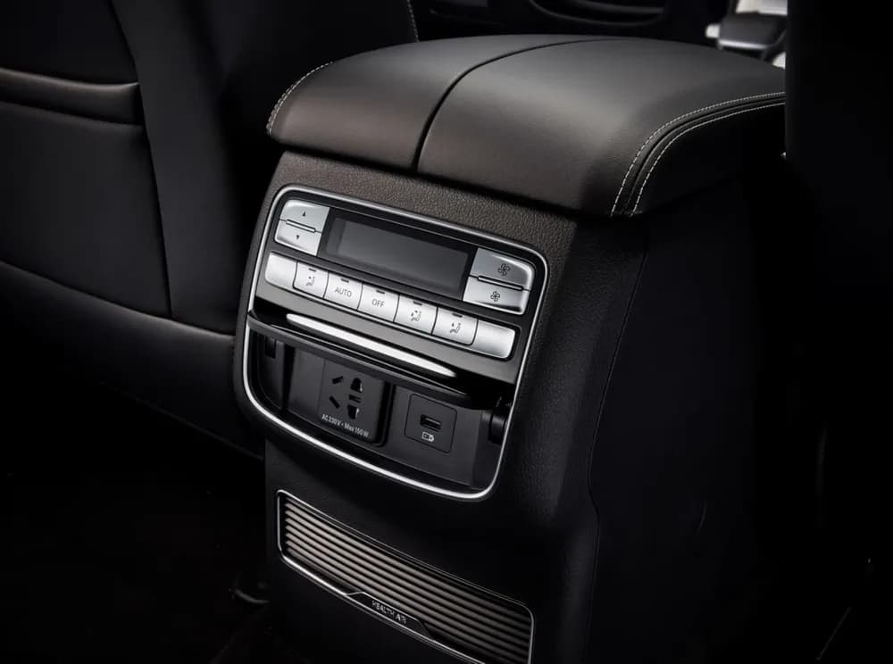 2.0T STD (AWD)