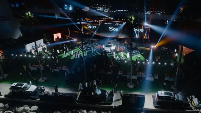 افتتاح معرض جديد لسيارات سو إيست في دبي