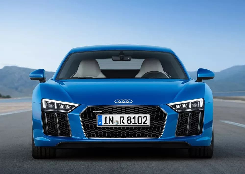 آر8 كوبيه