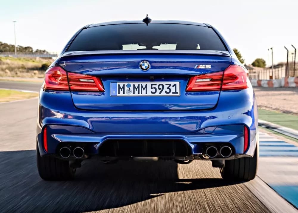 M5 Sedan