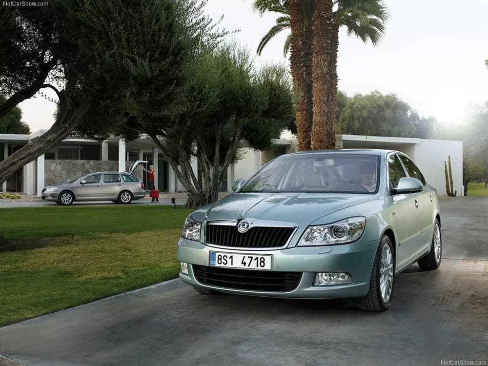 سكودا أوكتافيا 2012 2012