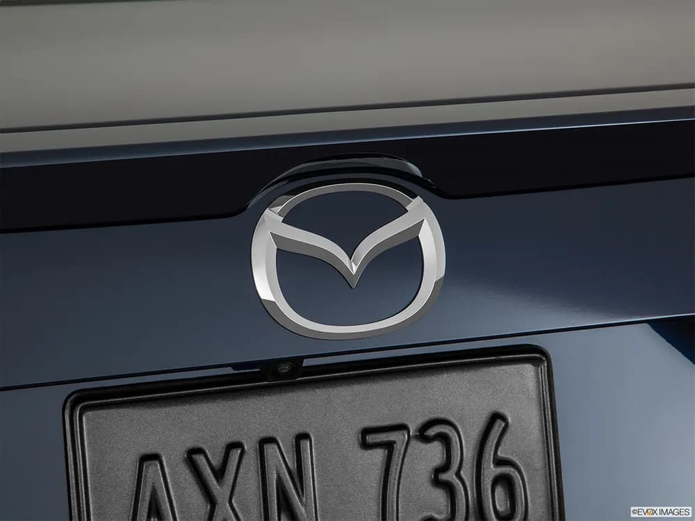 3 Sedan
