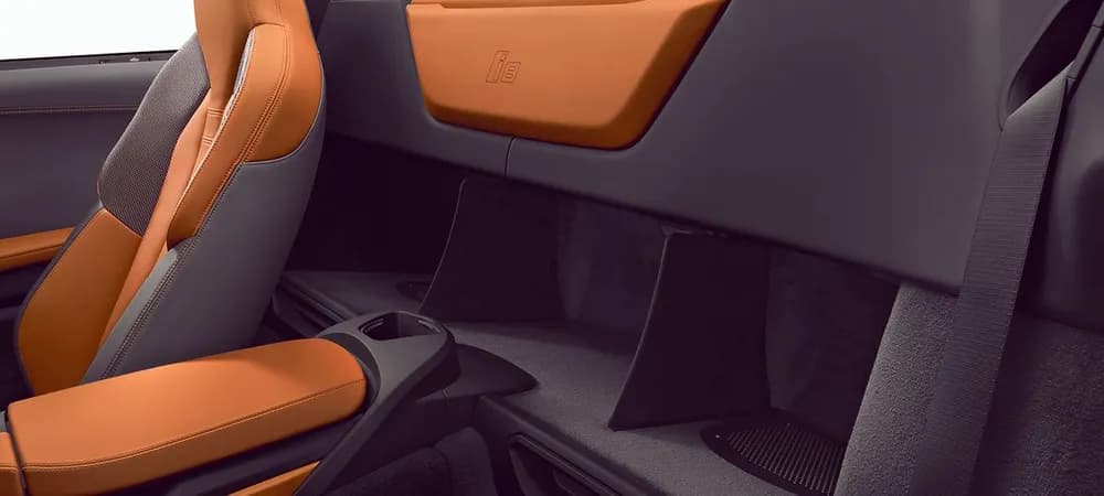 i8 Roadster