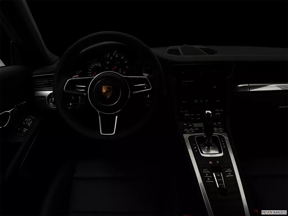 Porsche 911 2018 Carrera