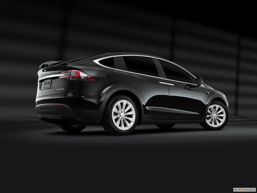 Long Range (AWD)