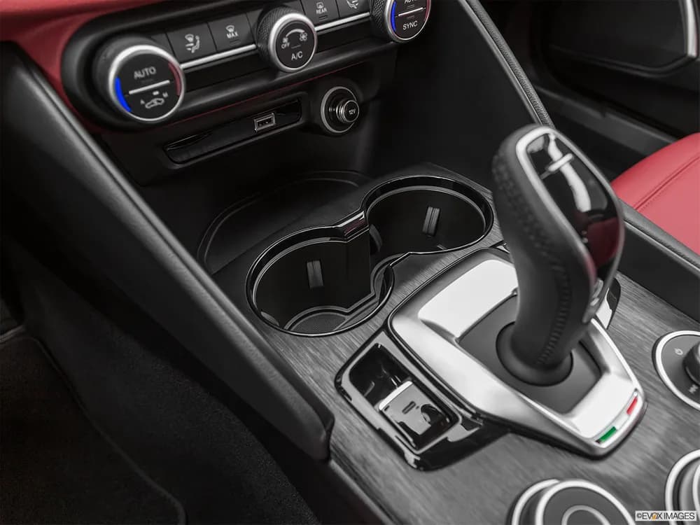 Alfa Romeo Giulia 2022 Super Plus