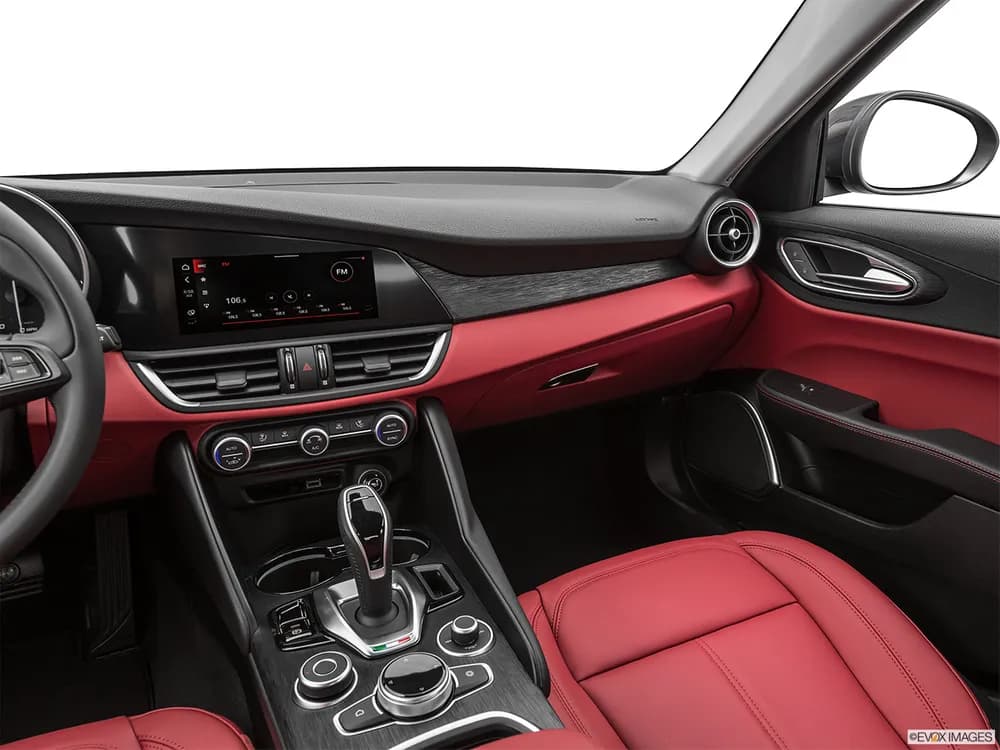 Alfa Romeo Giulia 2022 Super Plus