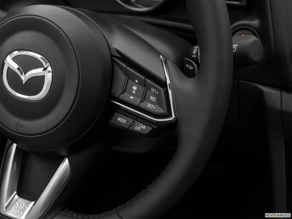 Mazda 3 Hatchback 2018 2.0L Luxury Plus