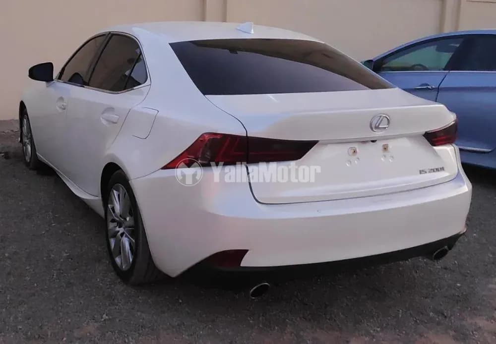 Used Lexus IS 2016