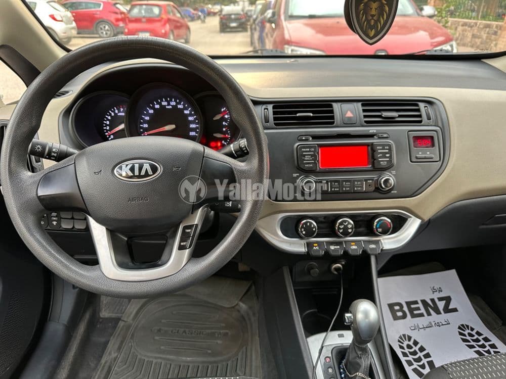 Used Kia Rio Sedan 1.4 Base 2015