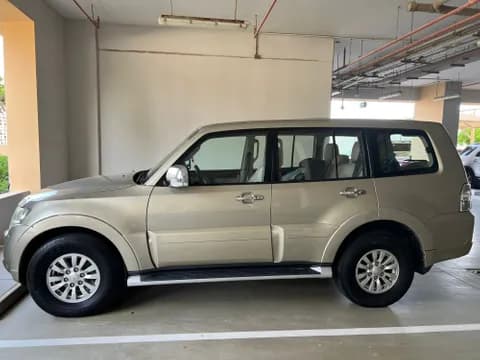Used Mitsubishi Pajero 3.8L 5 Door 2014 Used Mitsubishi Pajero 3.8L 5 Door 2014 for sale