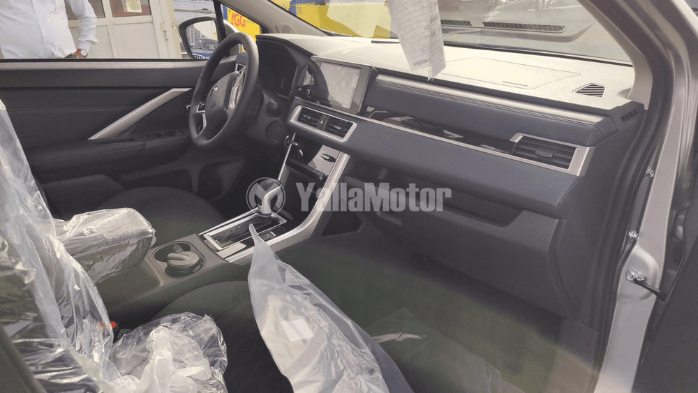 New Mitsubishi Xpander Cross 1.5L HL 2024