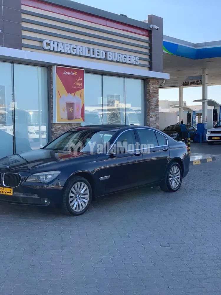 Used BMW i7 2012