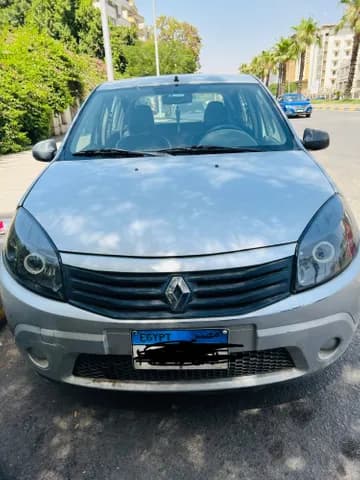 Used Renault Sandero 2012