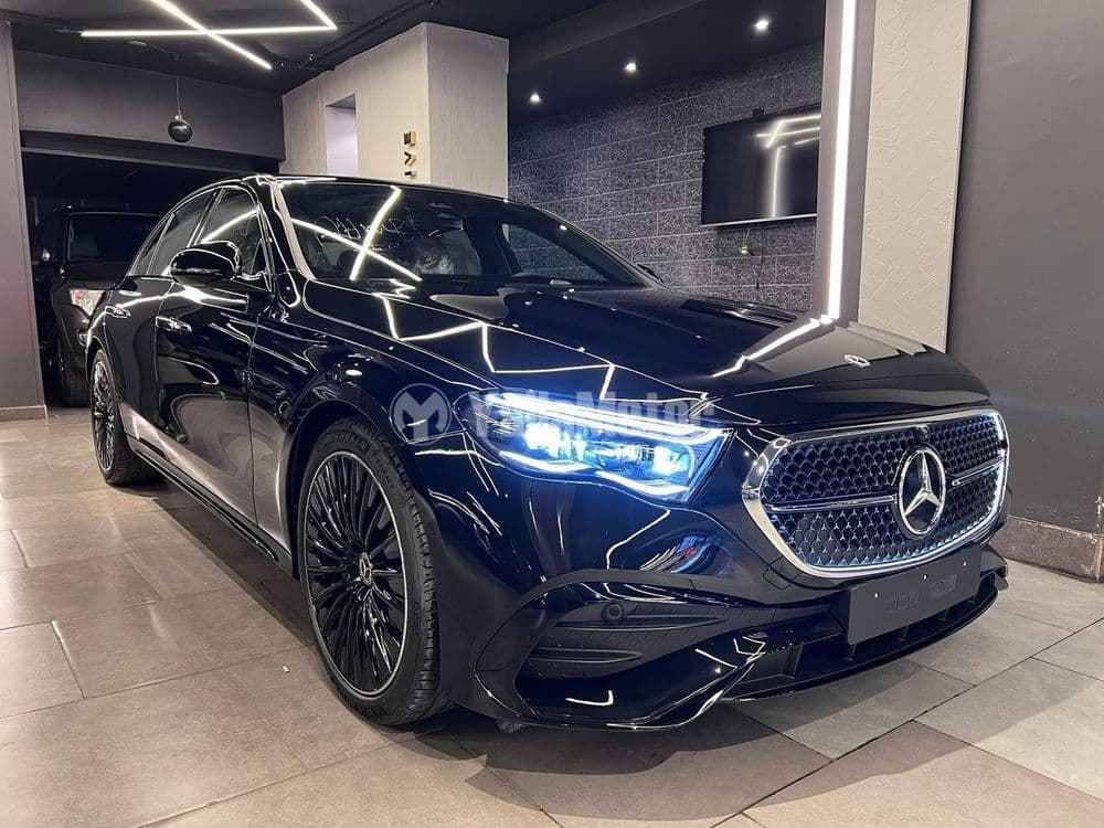 New Mercedes-Benz AMG GT 2024