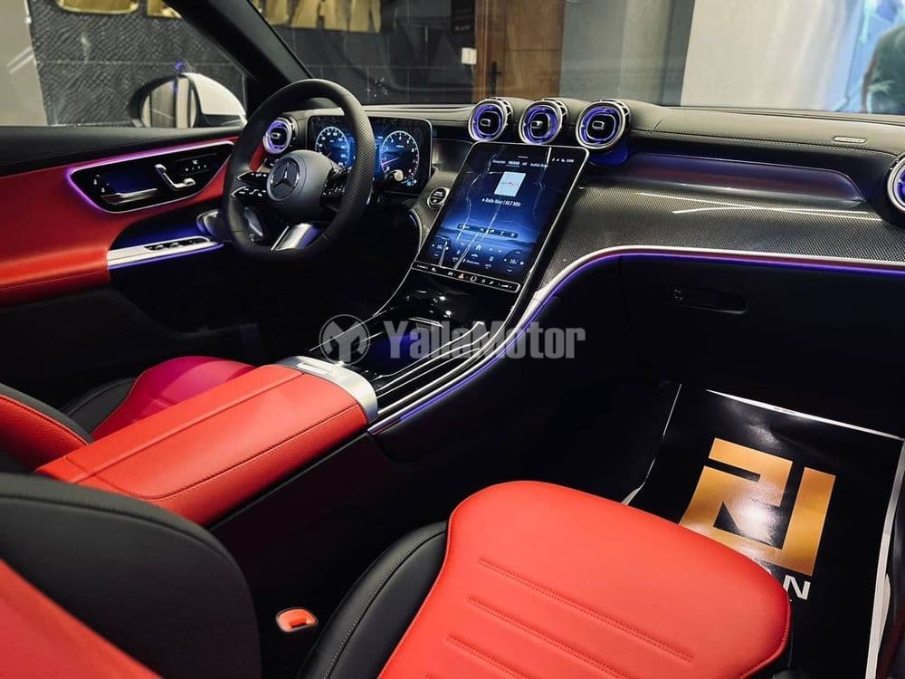 New Mercedes-Benz GLC-Class GLC 300 2025