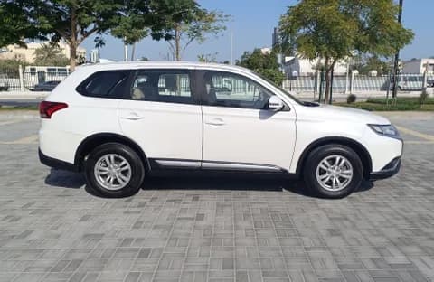 Used Mitsubishi Outlander 2.4L 2019 Used Mitsubishi Outlander 2.4L 2019 used_cars.forSale