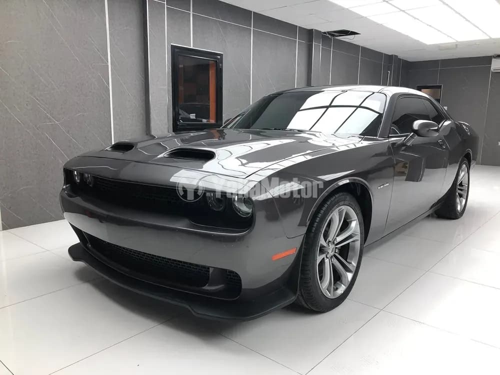 دودج تشالنجر R/T 5.7L 2022 مستعملة