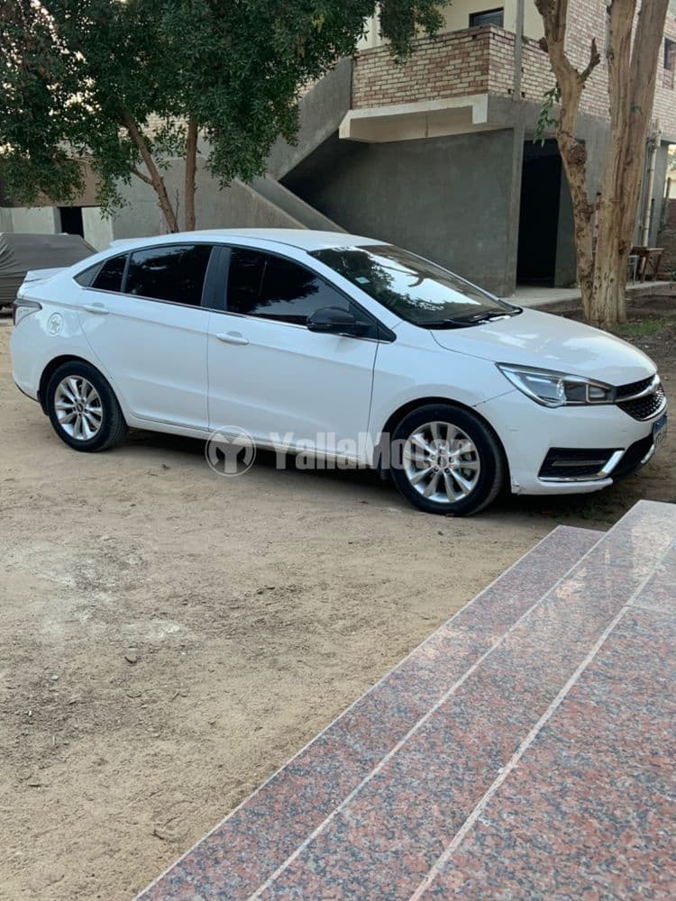 شيري أزيرو5 1.5L Luxury 2021 مستعملة