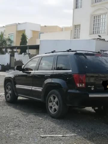 جيب جراند شيروكي Limited 5.7L 2007 مستعملة جيب جراند شيروكي Limited 5.7L 2007 مستعملة used_cars.forSale
