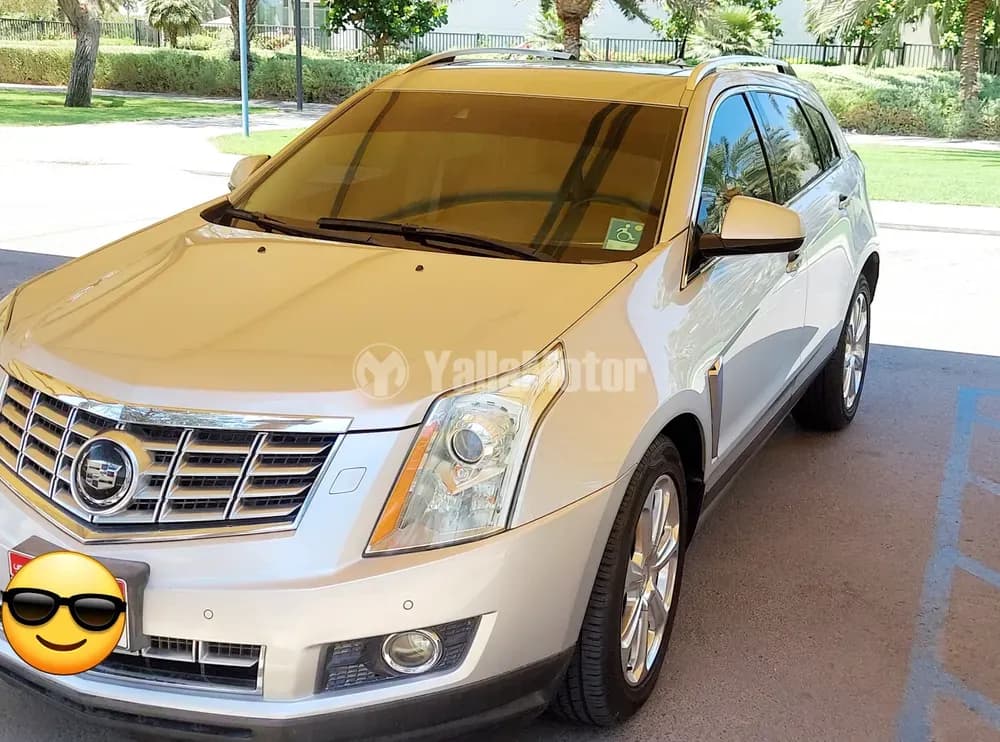 كاديلاك أس آر اكس 3.6L 5 Seater 2013 مستعملة