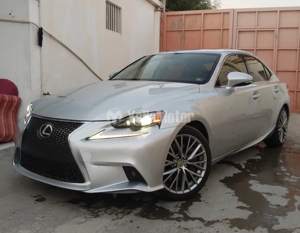 Used Lexus IS-Series 2016