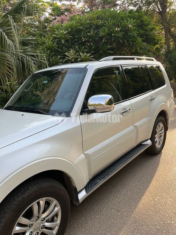 Used Mitsubishi 4th Generation Pajero 3.8L 2021