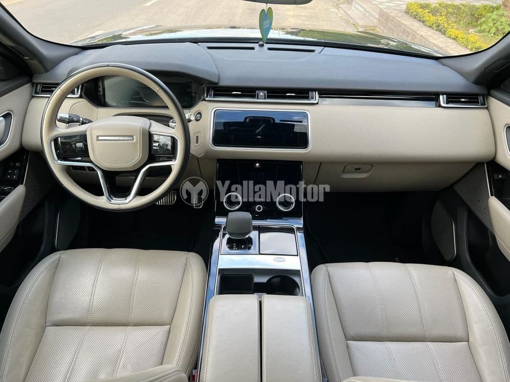 لاند روفر رنج روفر فيلار 2.0L HSE 300 PS 2021 مستعملة