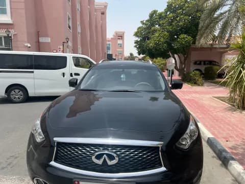 انفينيتي كيو اكس70 3.7L لكشاري 2019 مستعملة انفينيتي كيو اكس70 3.7L لكشاري 2019 مستعملة للبيع