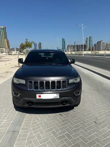 جيب جراند شيروكي 3.6L Laredo 2014 مستعملة جيب جراند شيروكي 3.6L Laredo 2014 مستعملة للبيع