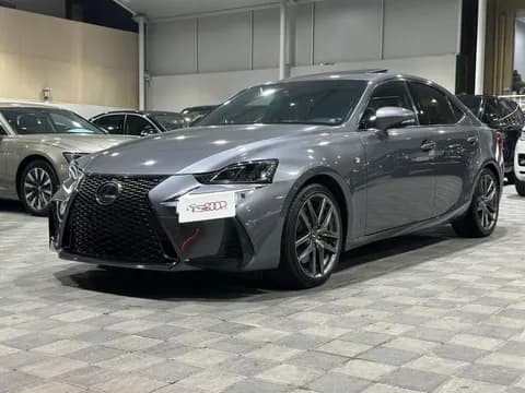 لكزس آي إس 350 F-Sport 2018 مستعملة لكزس آي إس 350 F-Sport 2018 مستعملة used_cars.forSale