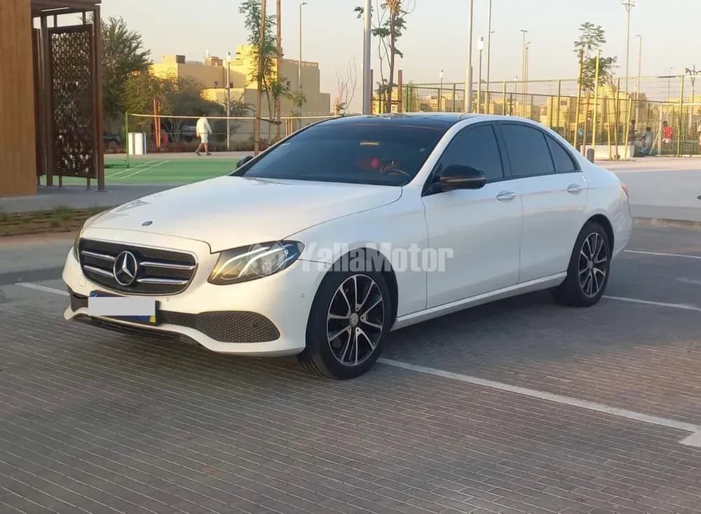 Used Mercedes-Benz E-Class E 200 CGI 2017