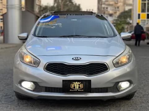 Used Kia Cee'd 1.6L Top 2016 Used Kia Cee'd 1.6L Top 2016 used_cars.forSale