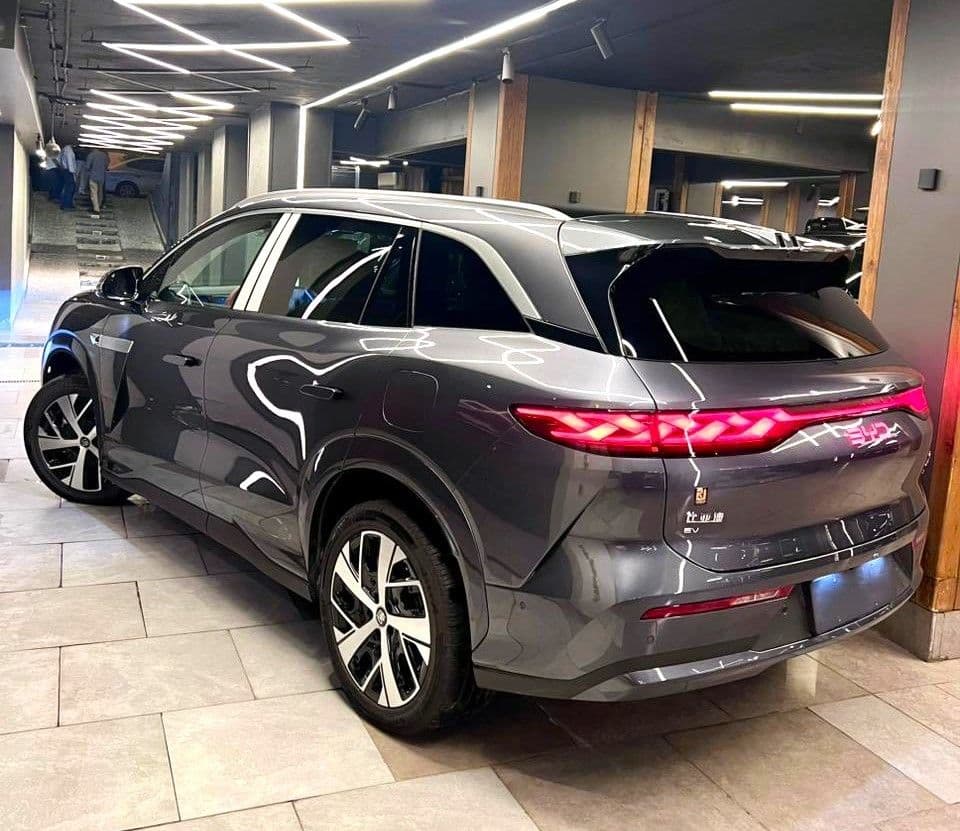 بيد Tang 2025 الجديد