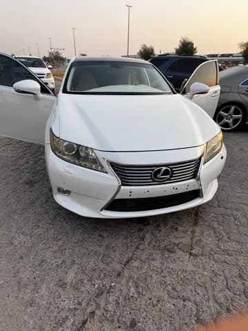 Used Lexus ES 350 4 door 3.5L 2013 Used Lexus ES 350 4 door 3.5L 2013 used_cars.forSale