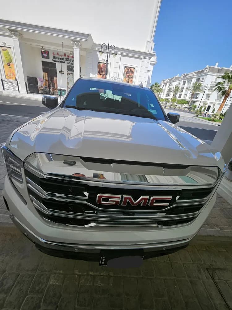 Used GMC Sierra 5.3L V8 SLT Crew Cab (AWD) 2024