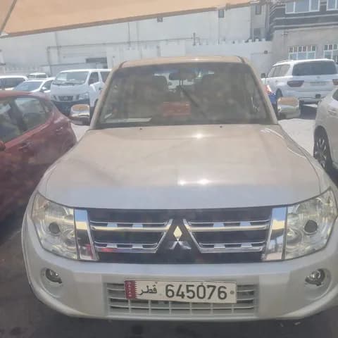 Used Mitsubishi Pajero 3.5L GLS 5 Door Mid 2014 Used Mitsubishi Pajero 3.5L GLS 5 Door Mid 2014 for sale