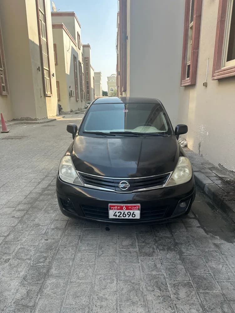 Used Nissan Versa 2011