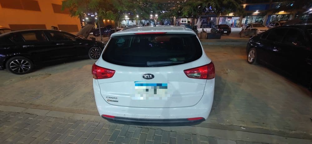 مستعملة كيا Cee'd 1.6L Basic 2017