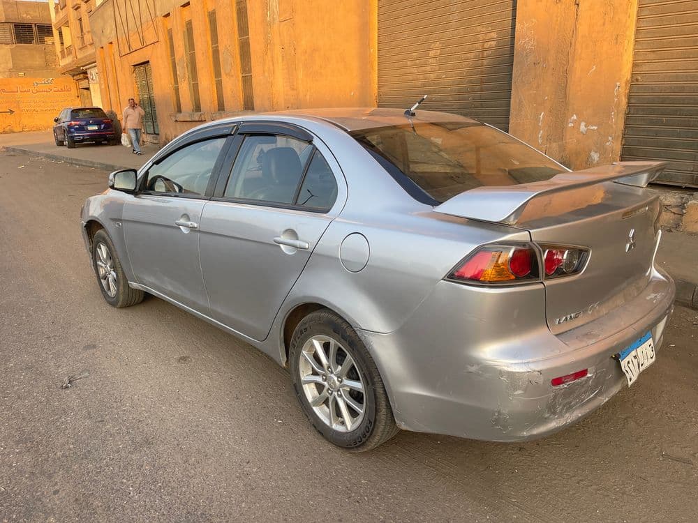 ميتسوبيشي لانسر إي اكس 1.6L GLX 2017 مستعملة