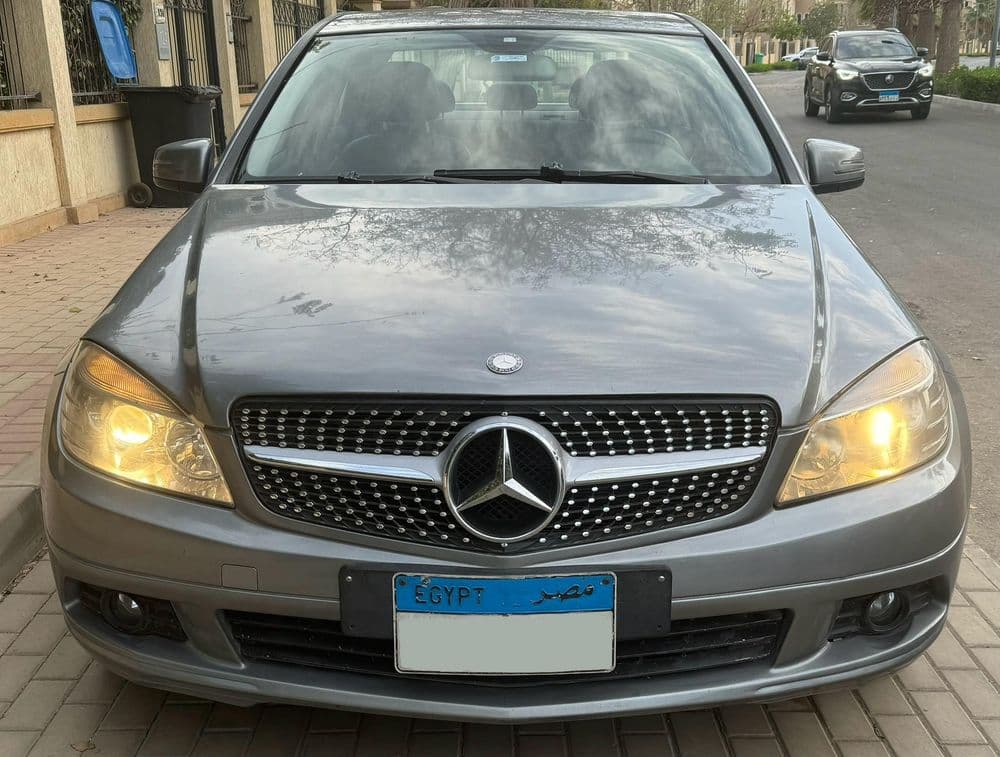 Used Mercedes-Benz C-Class C 180 2011