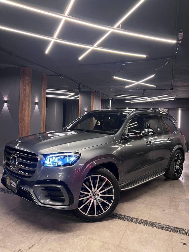 New Mercedes-Benz GLS 580 4MATIC 2025
