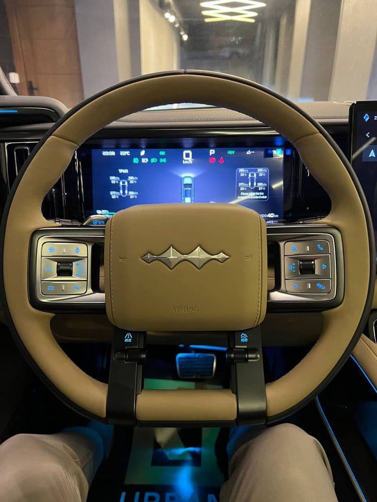 New BYD Leopard 5 1.5T Delux 2025