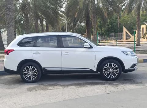 Used Mitsubishi Outlander 2.4L GLX (7-Seater) 2016 Used Mitsubishi Outlander 2.4L GLX (7-Seater) 2016 for sale