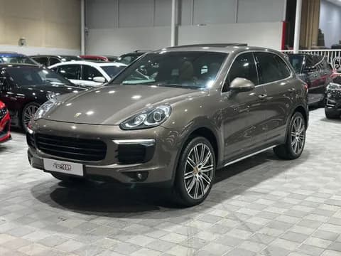 بورش كايين 3.0L Base 2016 مستعملة بورش كايين 3.0L Base 2016 مستعملة used_cars.forSale