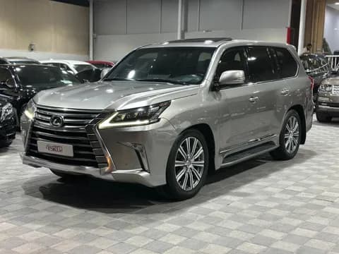 لكزس أل أكس 570 5 door 5.7L 2016 مستعملة لكزس أل أكس 570 5 door 5.7L 2016 مستعملة used_cars.forSale