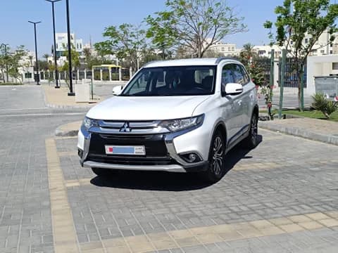 Used Mitsubishi Outlander 2.4L 2016 Used Mitsubishi Outlander 2.4L 2016 used_cars.forSale