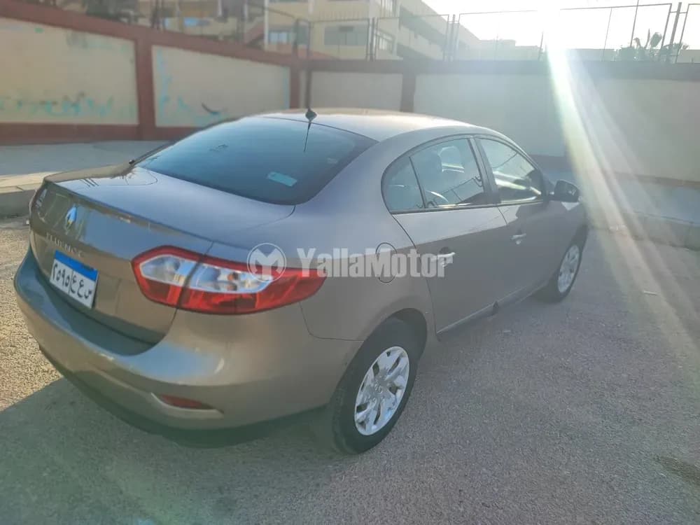 رينو فلوينس 4 Door 1.6L CVT 2014 مستعملة