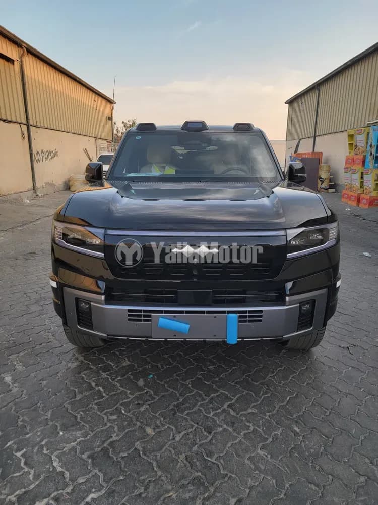 بي واي دي Leopard 8 2.0T Smart Flagship Hybrid 2025 الجديد